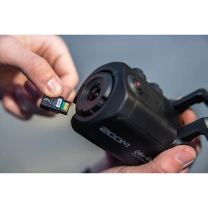 Mostrada en uso con equipos y accesorios no incluidos