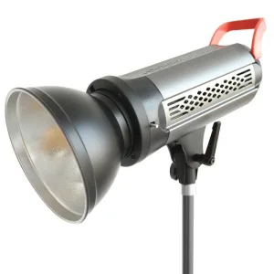 Iluminus CR-TD200 Cañón Led 200W 5.600K